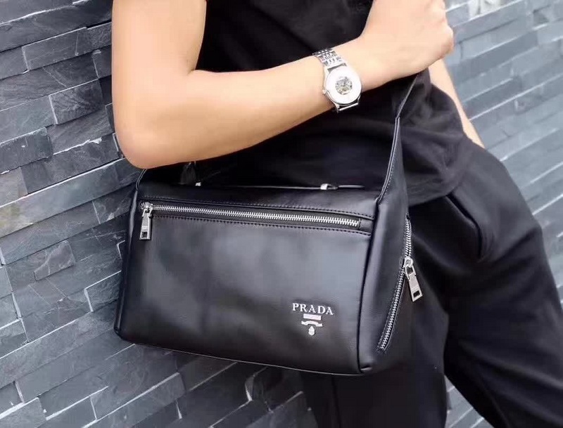 Prada Messenger Bags 0262 Black 31*19*11 | Top Replica Bags