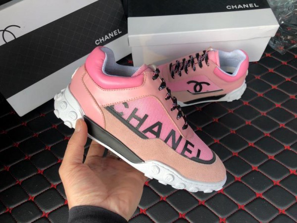 Chanel Men & Women Low-Top Sneakers Pink CHS-014