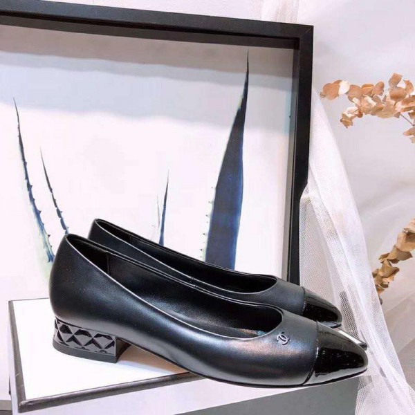 Chanel Women Low Heel Pumps Black CHS-111
