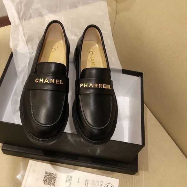 CHANEL x PHARRELL Women Loafers Black CHS-121