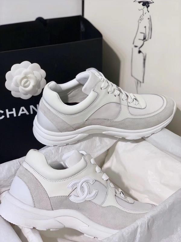 Chanel Women Low-Top Sneakers White CHS-127