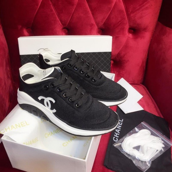 Chanel Women Low-Top Sneakers Black CHS-177