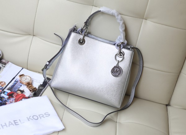 Michael Kors Shoulder Bags Pearly Silver (MK289)