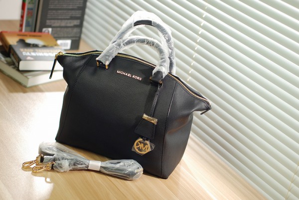 Michael Kors Dumpling Bag Satchel Black (MK152)