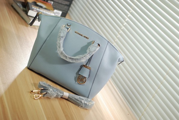 Michael Kors Dumpling Bag Satchel Lipstick Blue (MK154)