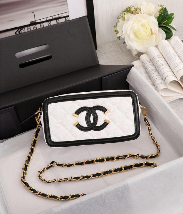 Chanel Mini Crossbody Bags CH106-White