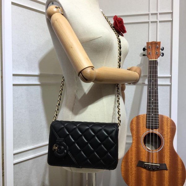 Chanel Camellia Wallet On Chain CH123-Black
