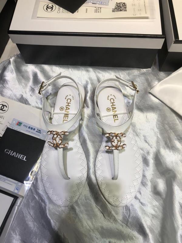Chanel Women Thong Flat Sandals White CHS-067