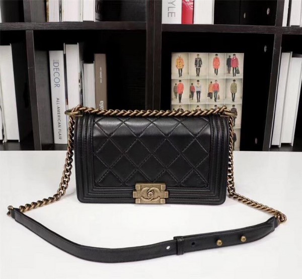 Chanel BOY CHANEL Handbag CH209-Black