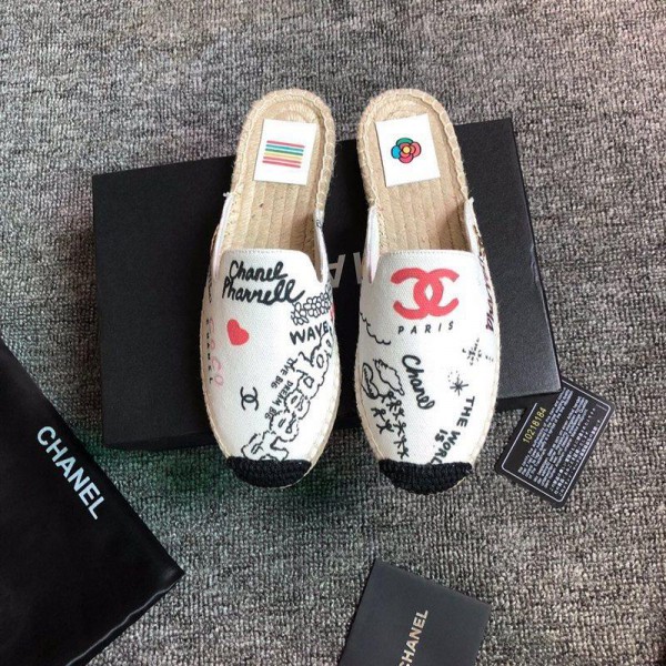 Chanel Women Espadrille Slippers White CHS-082