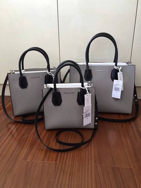Michael Kors Totes Gray 3 Sizes (MK534)
