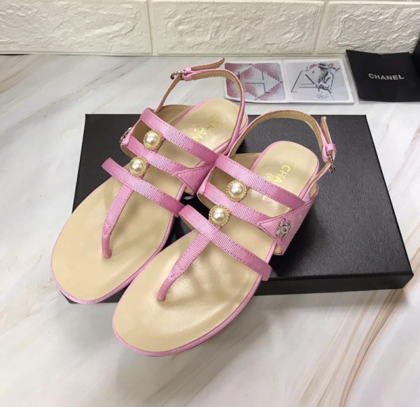 Chanel Women Thong Flat Sandals Pink CHS-087