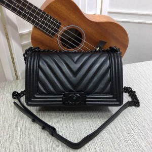 Chanel BOY CHANEL Handbag CH043BV-Black