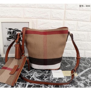 2018 New Burberry Shoulder Bags 8200 Brown 20*23*16cm