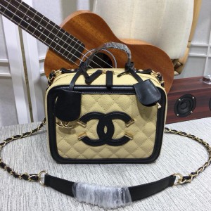 Chanel Makeup Shoulder Bags CH062S-Yellow