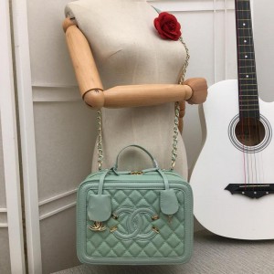 Chanel Makeup Shoulder Bags CH062L-Green