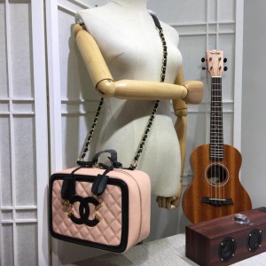 Chanel Makeup Shoulder Bags CH062L-Pink