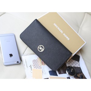 Michael Kors Drilled Zipper Wallet Black (MK103)