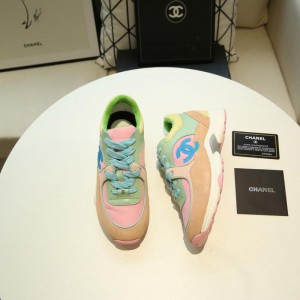 Chanel Men & Women Low-Top Sneakers Pink CHS-047
