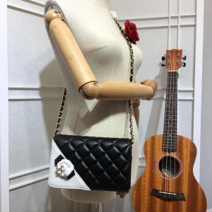 Chanel Camellia Wallet On Chain CH123-Black-White