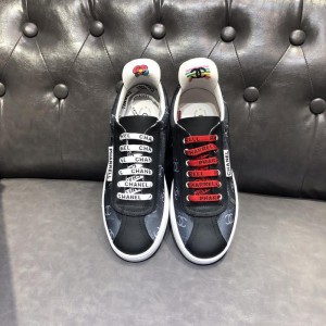 Chanel Men & Women Low-Top Sneakers Black CHS-061