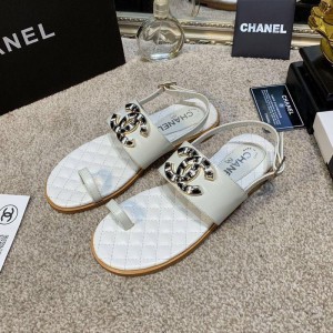 Chanel Women Flat Sandals White CHS-102